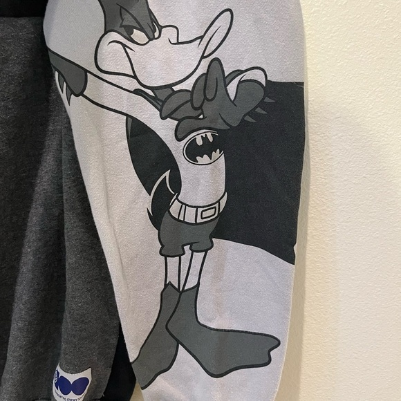 Warner Bros Black and Gray Batman Sweatshirt - Picture 6 of 7